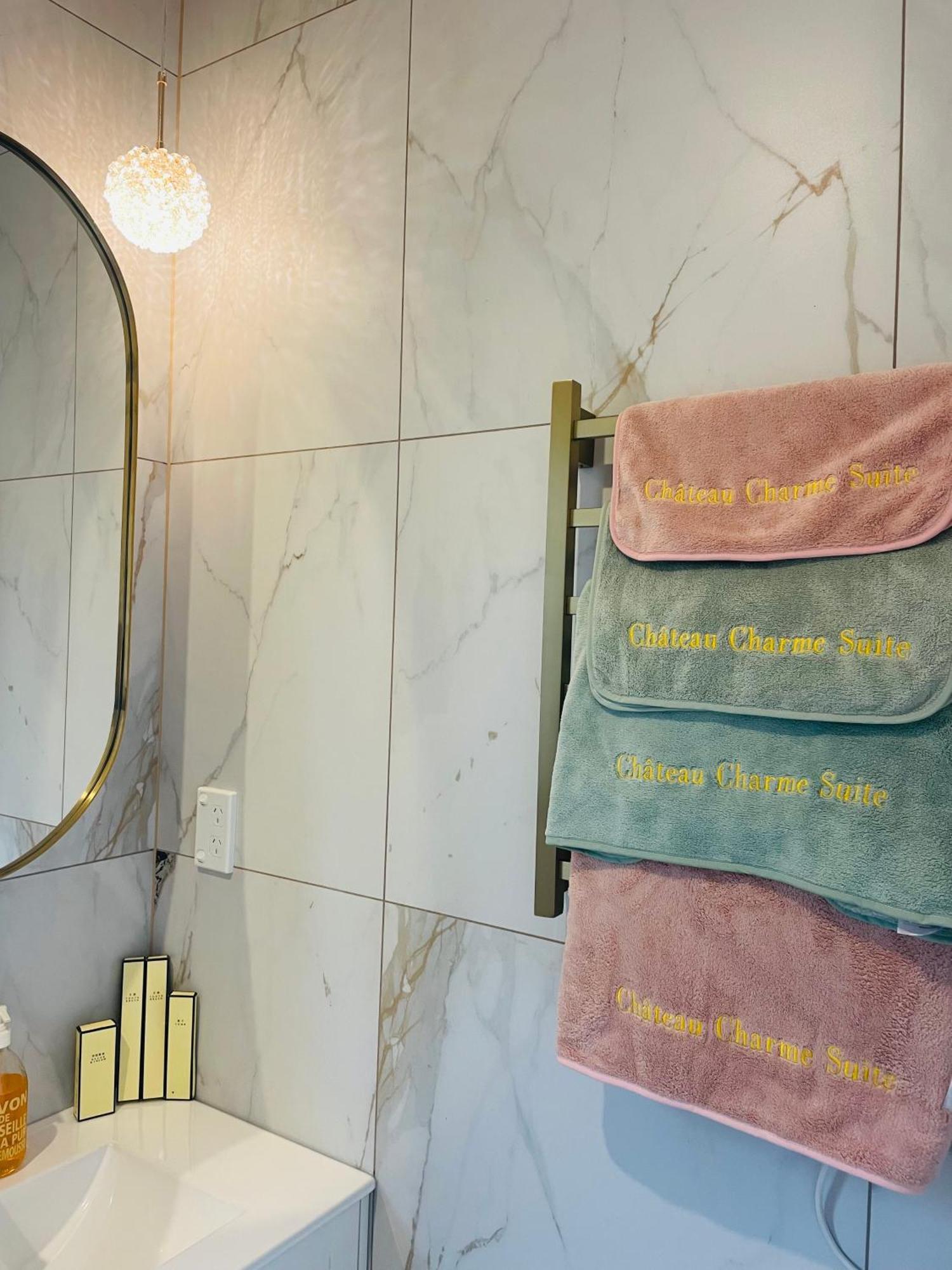 Delightful Little House & Chateau Charme Suite Auckland Exterior foto