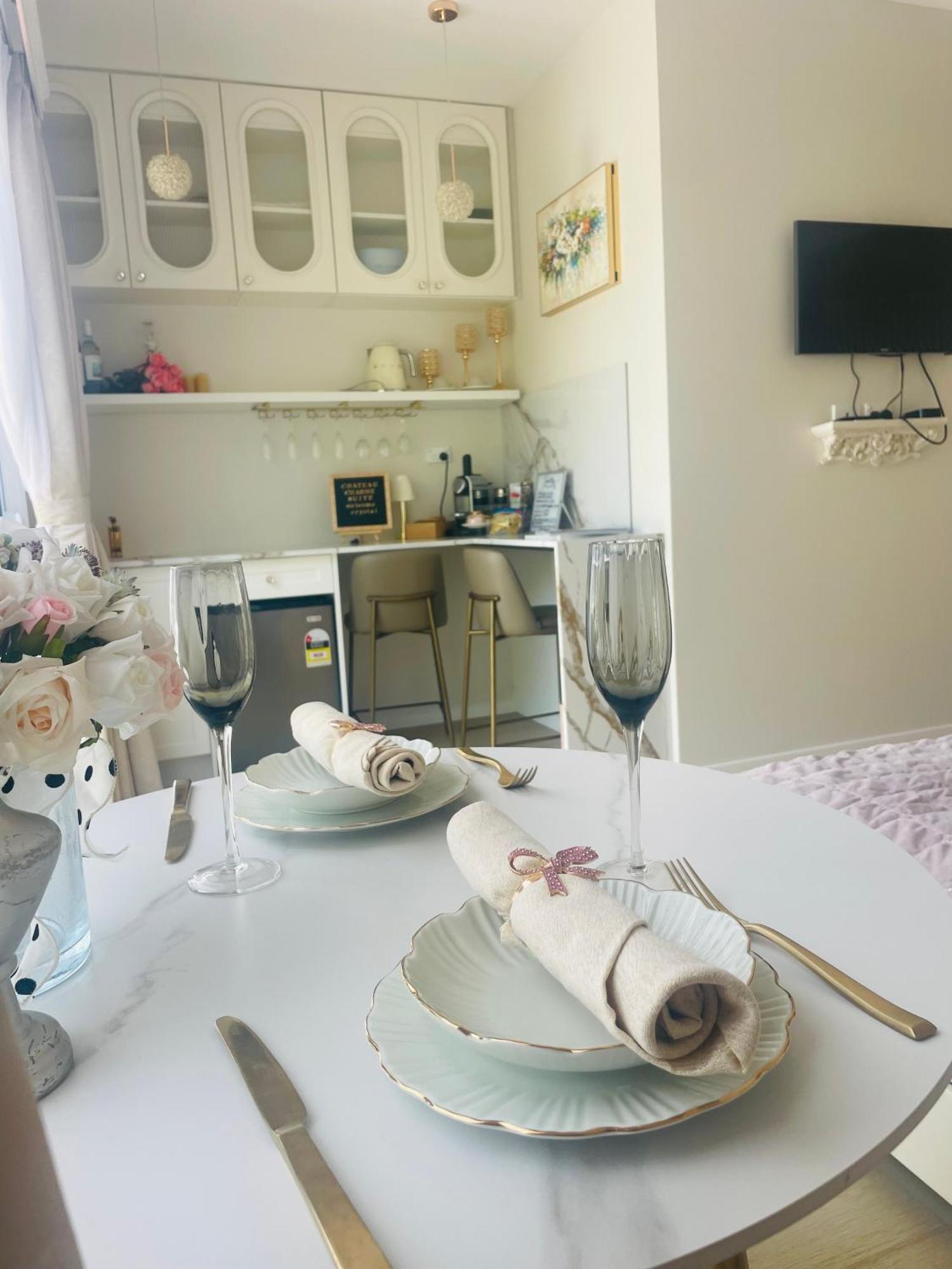 Delightful Little House & Chateau Charme Suite Auckland Exterior foto