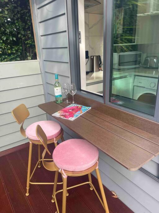 Delightful Little House & Chateau Charme Suite Auckland Exterior foto